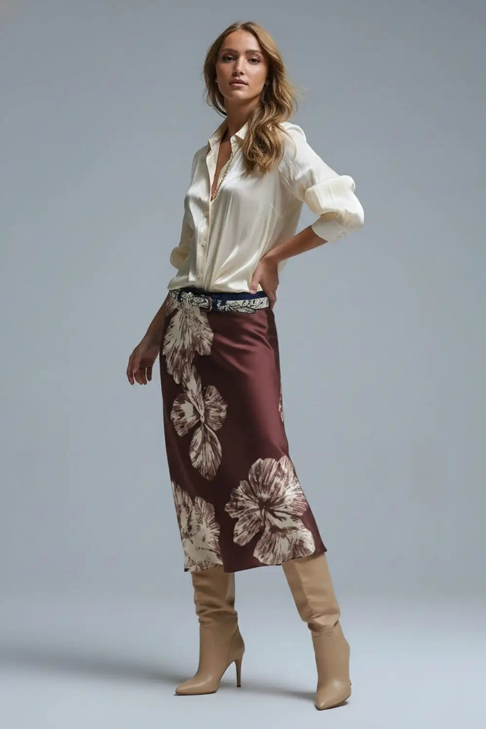 Jupe midi en satin bordeaux à motif floral - Jupes
