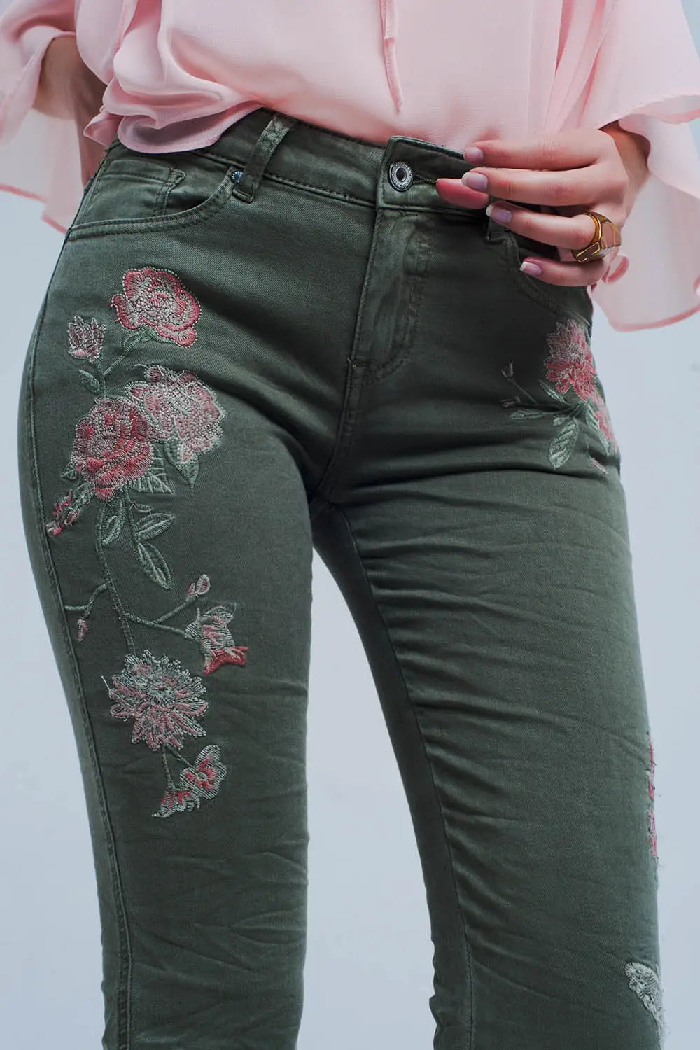 Khaki jeans with embroidered flower - Jeans