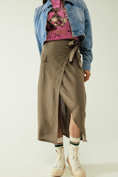 Khaki mid-length skirt with one pocket and a lace detail - Skirts