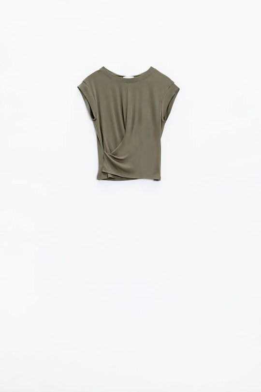 Khaki short-sleeved top crossed at the bottom front - Tops
