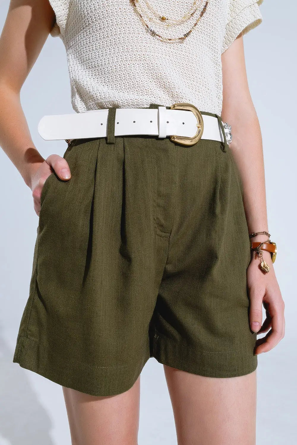 Khaki Shorts With Pockets And Elastic Waist - Pants