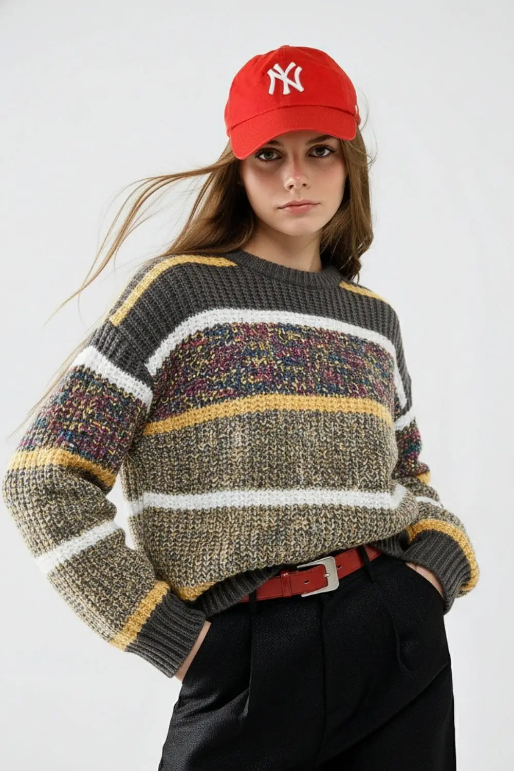 Q2 knitted long sleeve sweater in stripe with multiple colors
