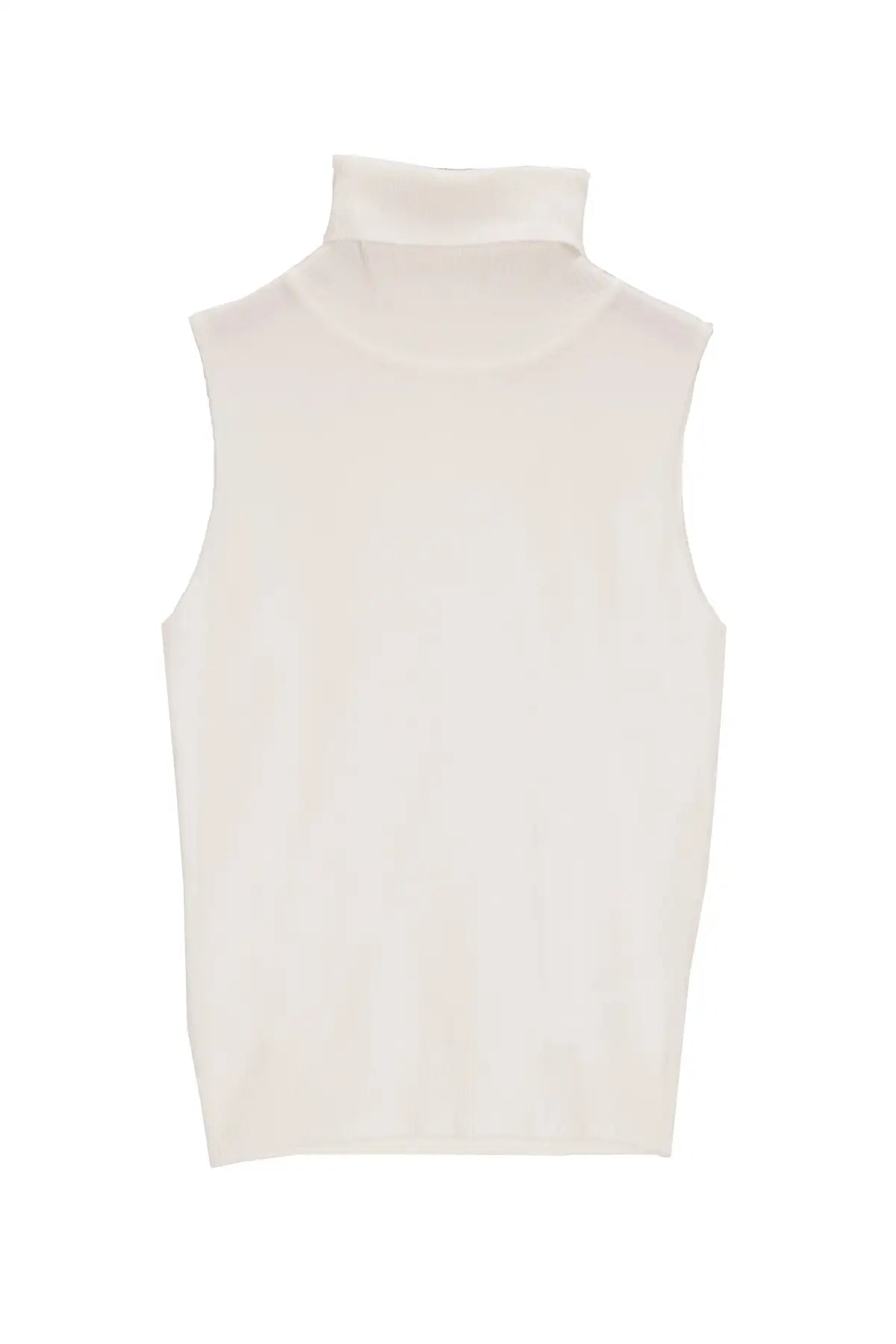 Knitted tank jumper in cream - Sweaters