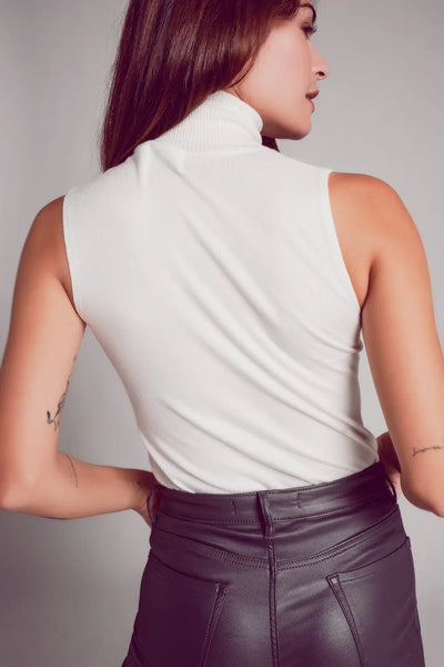 Knitted tank jumper in cream - Sweaters