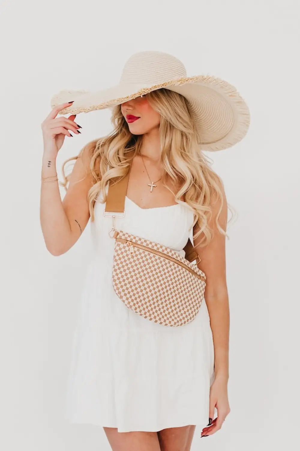 Lake Shore Drive Wide Fringe Sun Hat - Hat