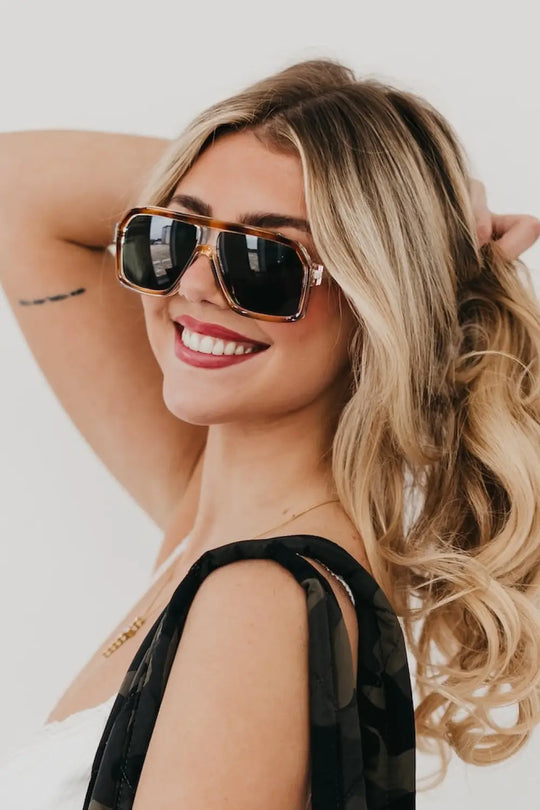 Leah Retro Oversized Aviator Sunglasses - Tortoise/Black Lens - Sunglasses
