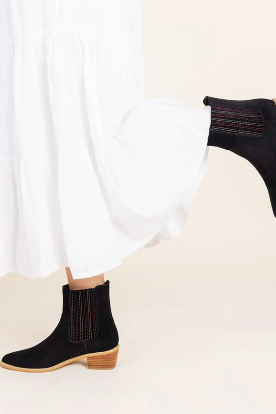 Leonor Suede Ankle Boot in Black - 100 Western Boots