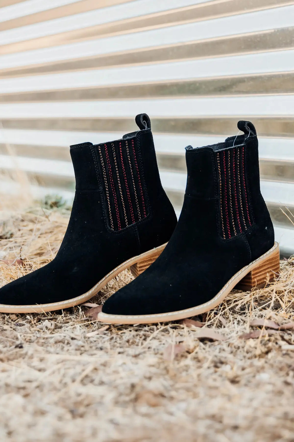 Leonor Suede Ankle Boot in Black - 100 Western Boots