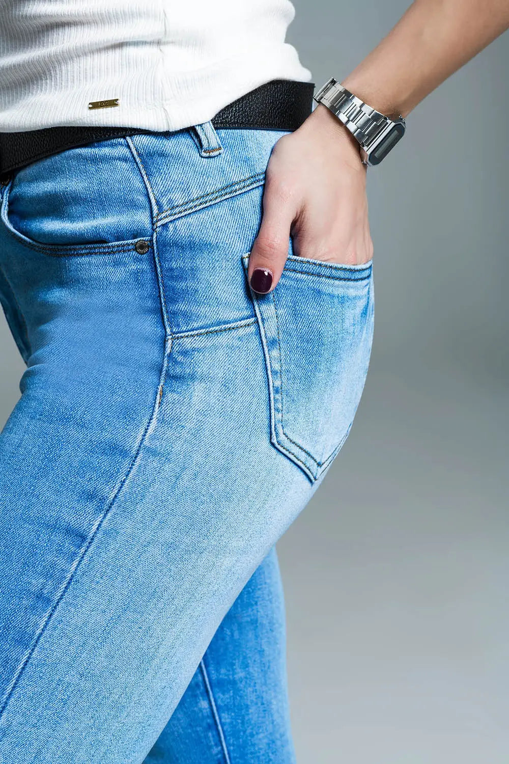Light blue basic skinny jeans with short slit at hem - Jeans