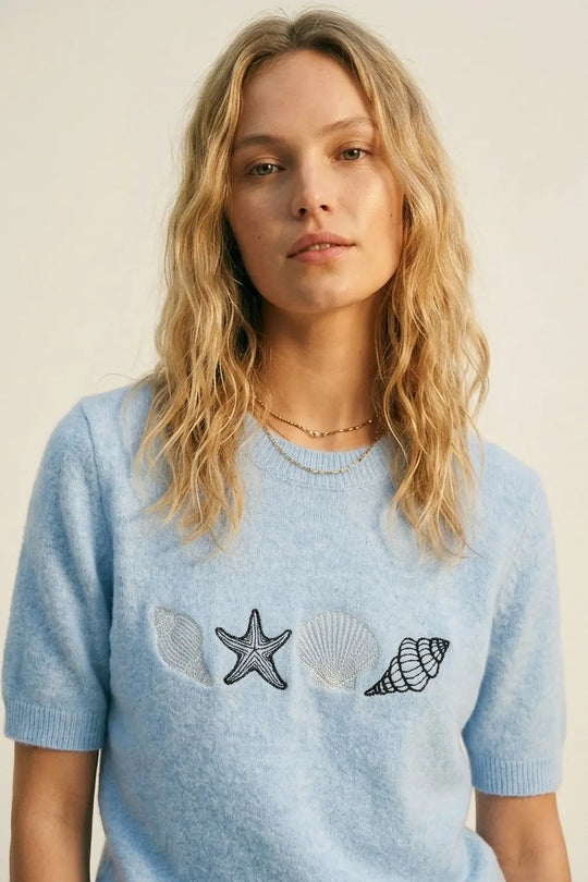 Light Blue Knit Short Sleeve Seashell Sweater - One Size / Blue - Sweaters