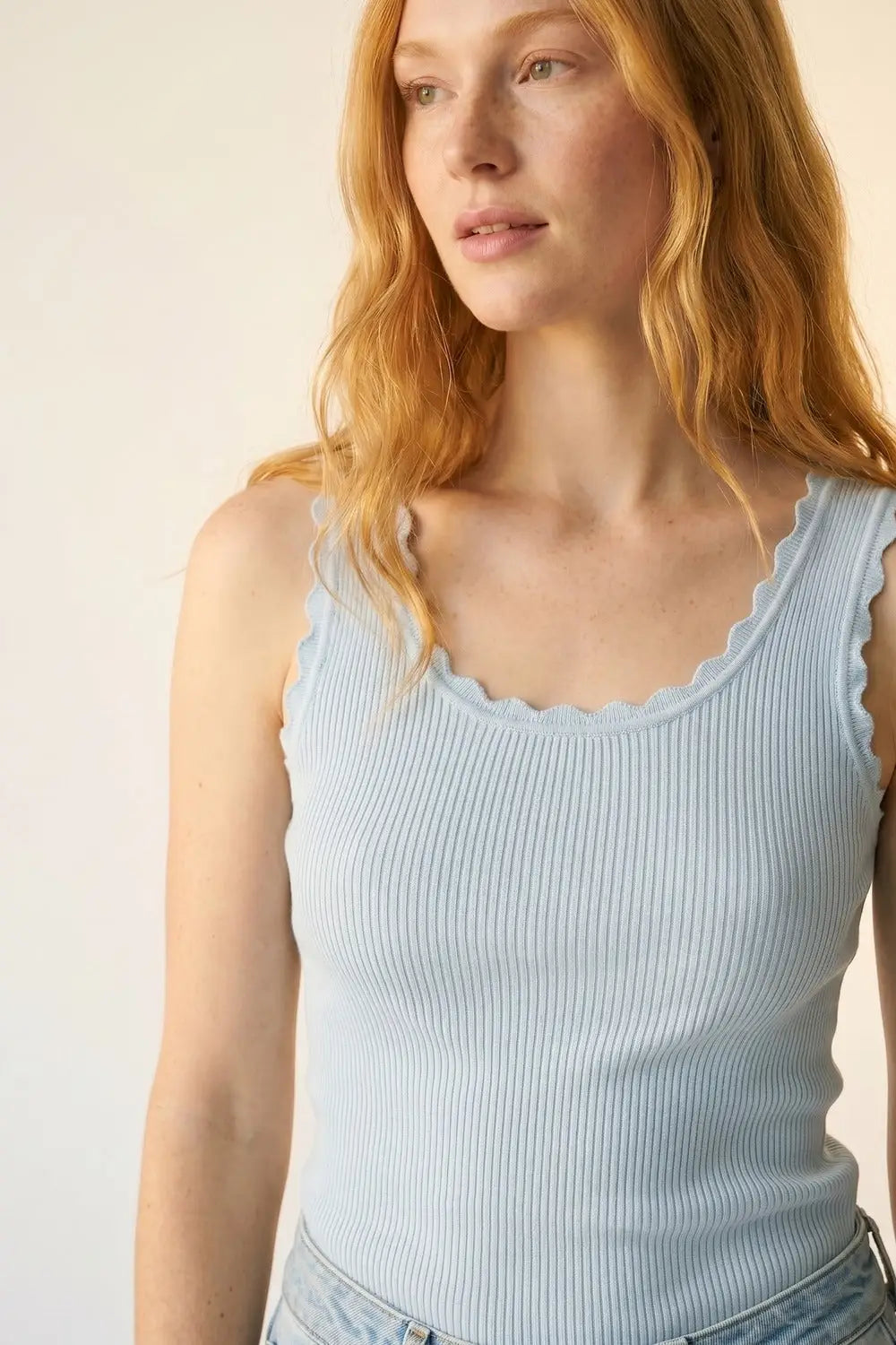 Light Blue Ribbed Tank Top with Scalloped Edges - One Size / Blue