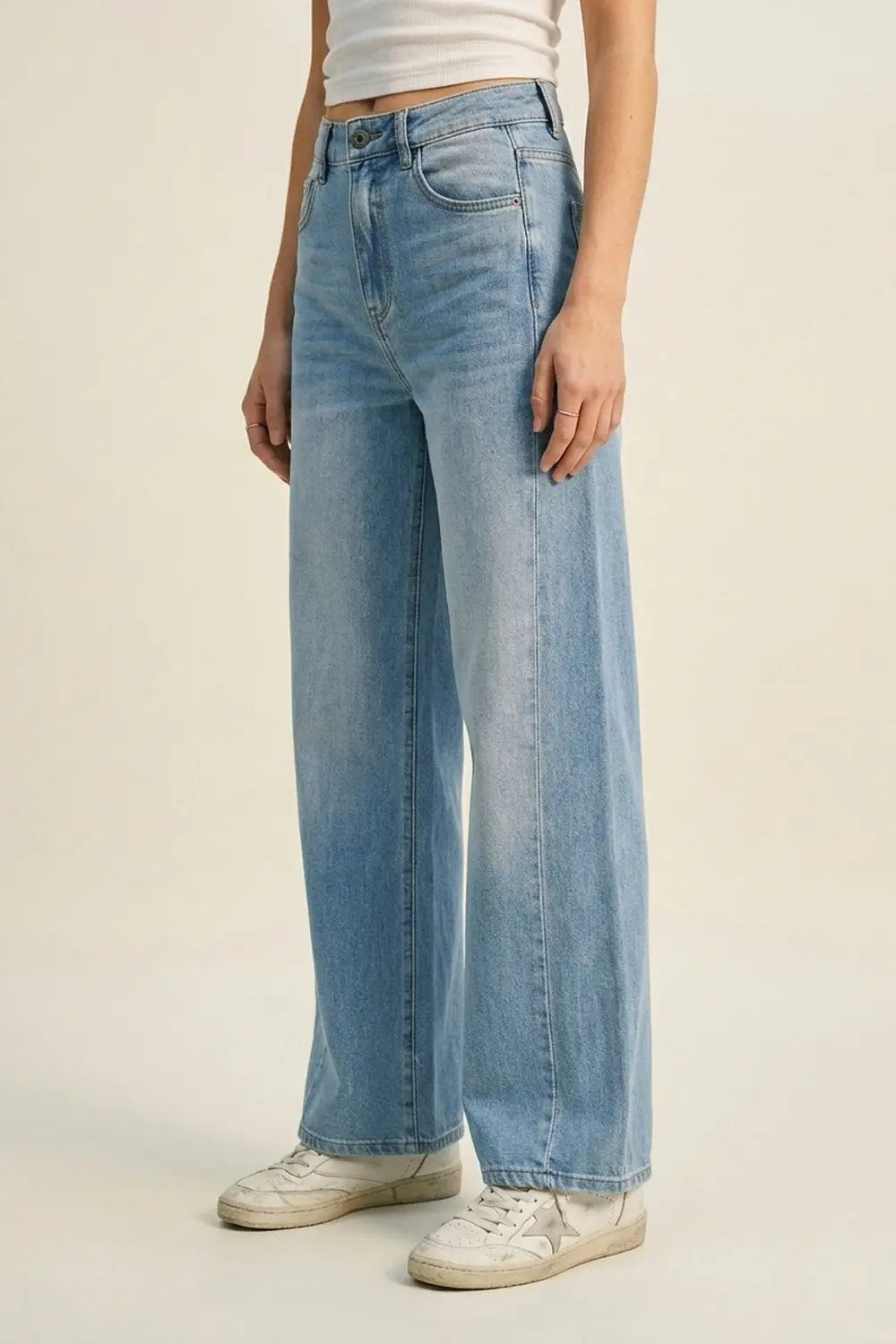 Light Blue Wide-Leg High-Waist Denim Jeans - Jeans
