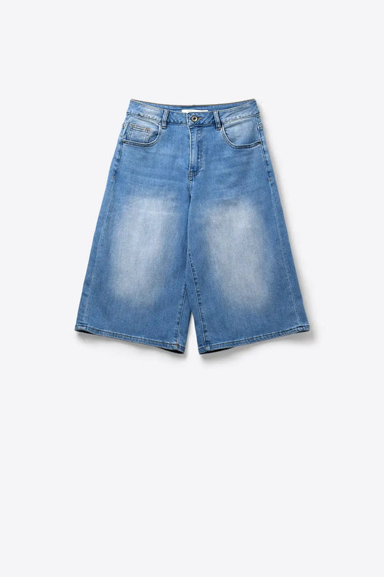 Light Blue Wide-Leg knee-length denim Bermuda shorts - Jeans