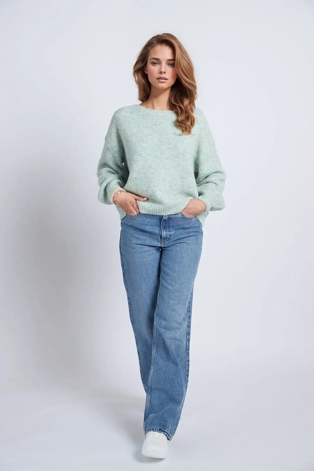 Light Green sweater with long sleeves and rounded collar - One Size / Green - Sweaters