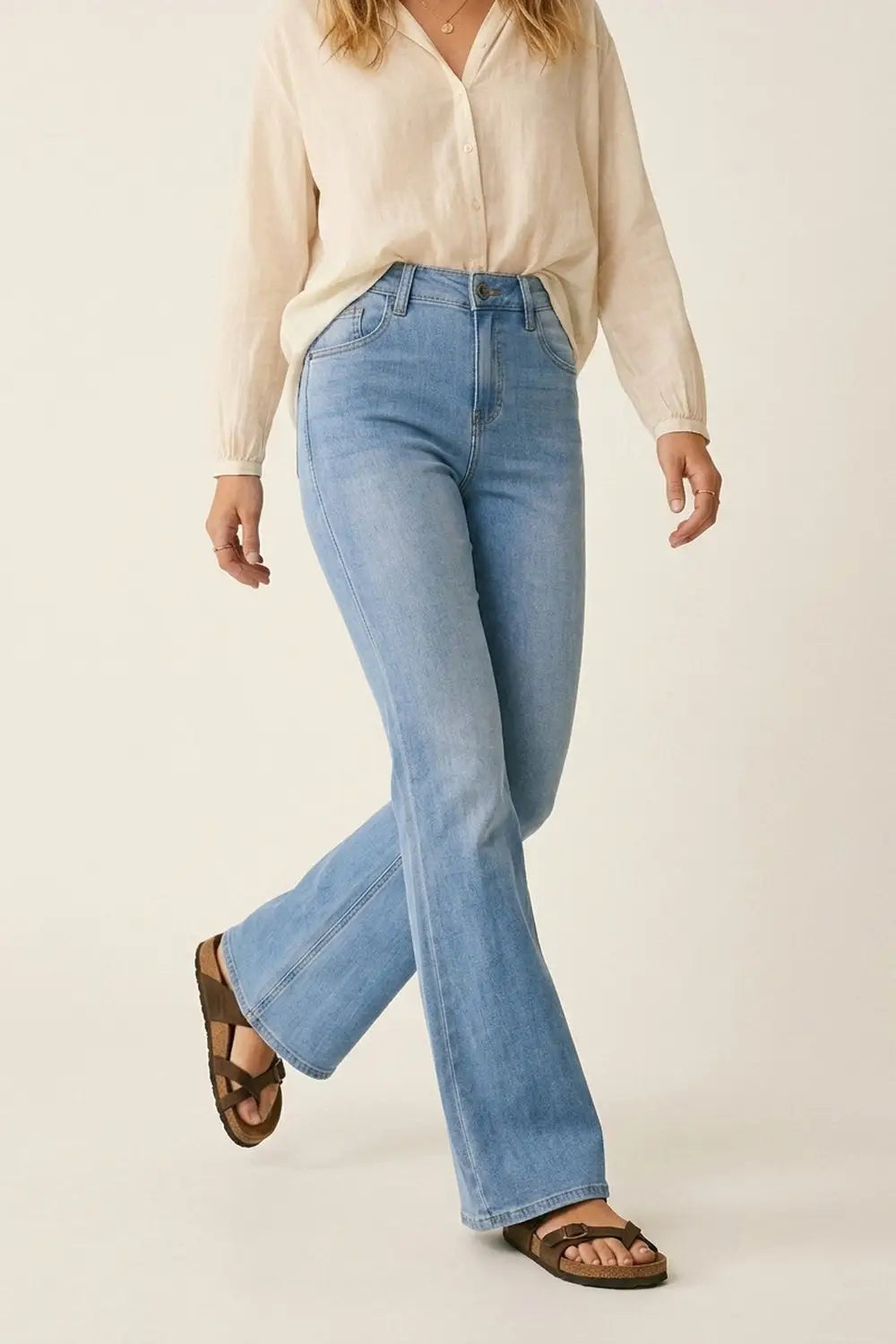 Light Wash Flared Stretch Jeans - Jeans