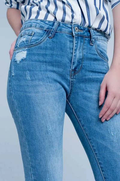 light wash skinny jean in blue - Jeans