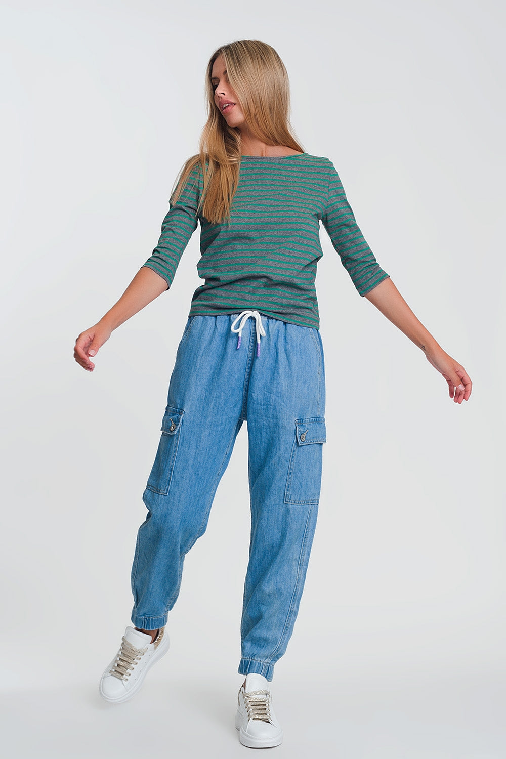 Lightweight denim jogger with pockets in light denim