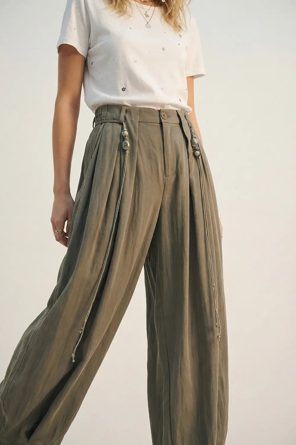 Lightweight Rayon Barrel-Fit Pants in khaki color - Pants