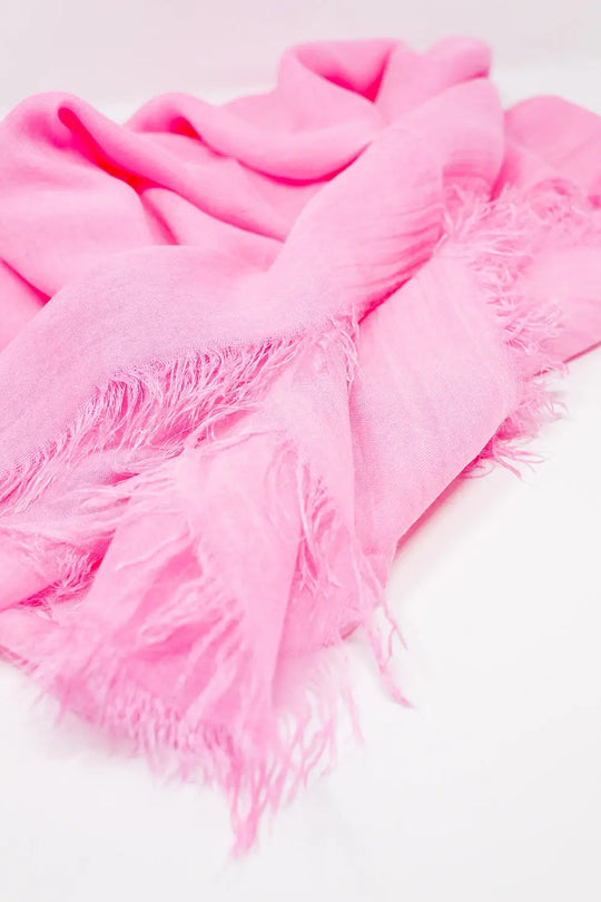 Lightweight scarf in pink - One Size / Fuchsia - Scarves &amp; Hats