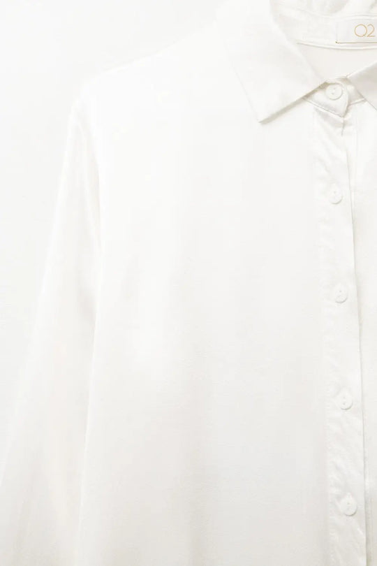 Long Sleeve Button Up satin Blouse With Polo Collar In white color - Shirts