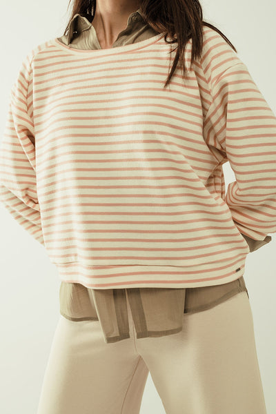 Long sleeves white sweater with pink stripes and a boat neck