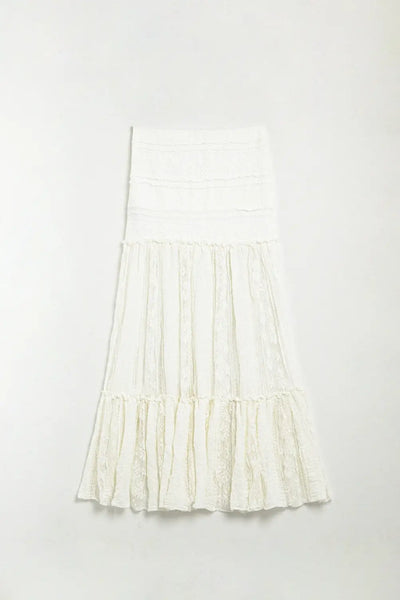 long white lace skirt fitted at the waist - Skirts