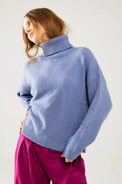Loose blue sweater with dropped sleeves - Sweaters