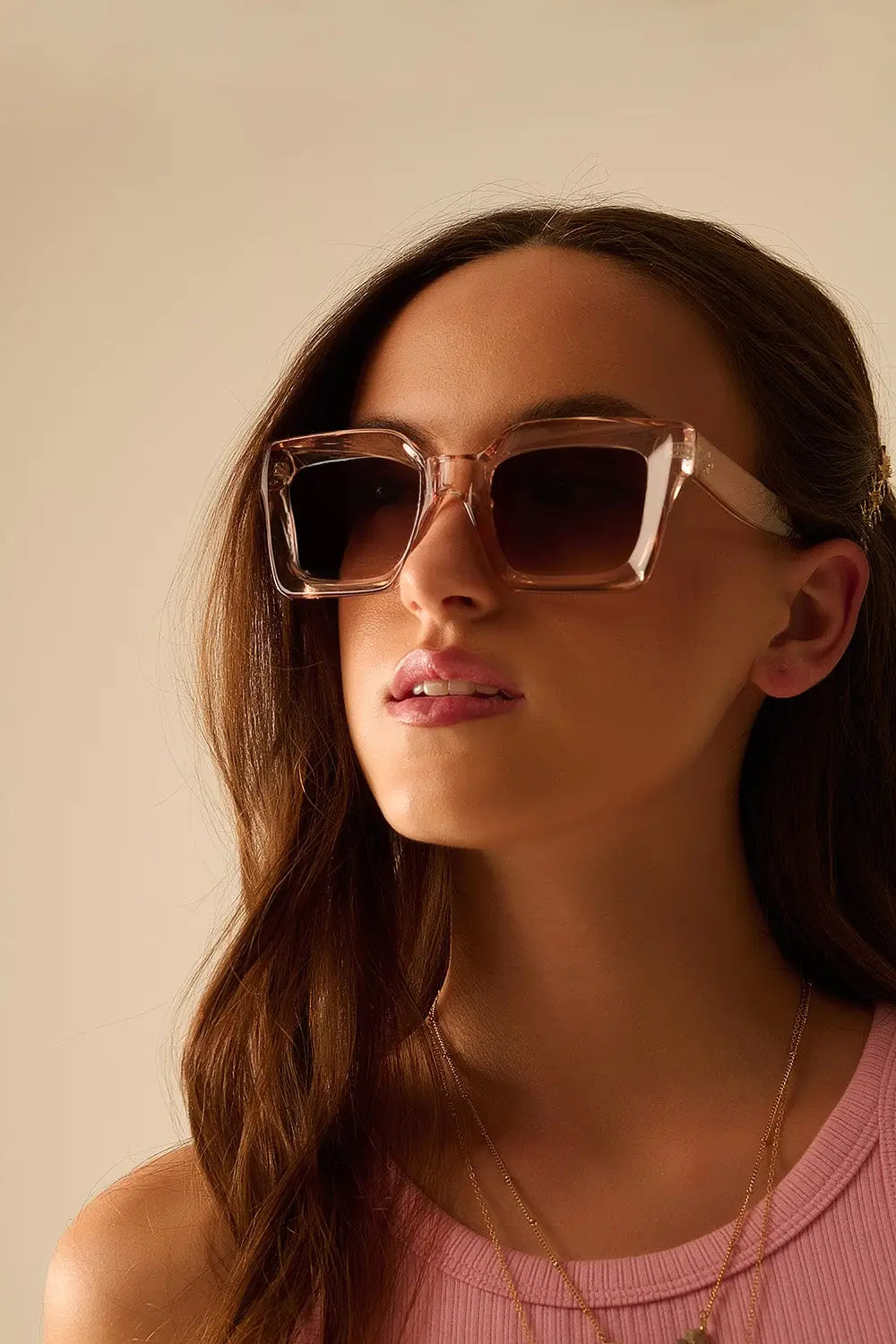 Lunettes de soleil carrées des années 90 en beige - One Size / beige