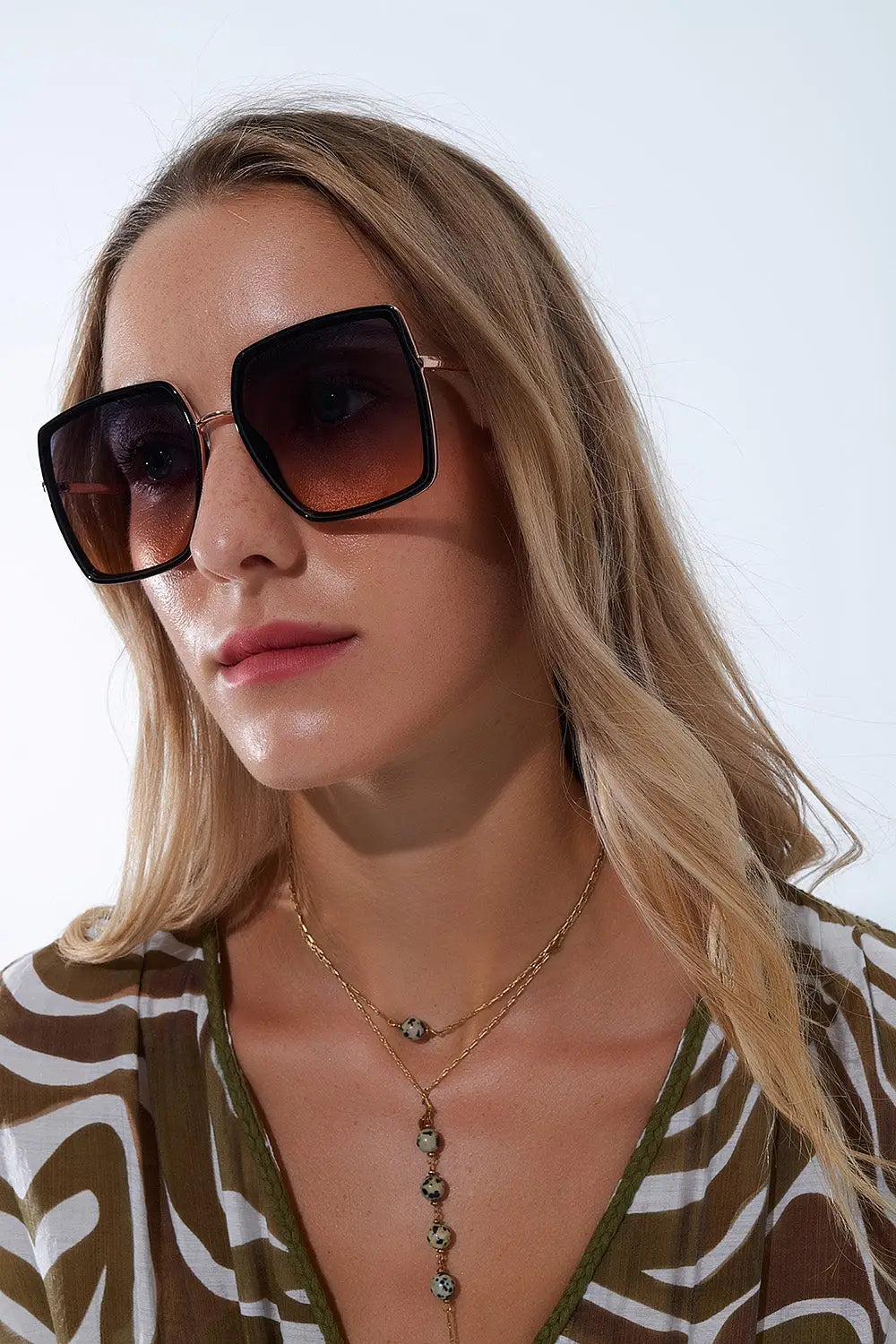 Q2 Lunettes de soleil carrées extra-larges en brun chocolat