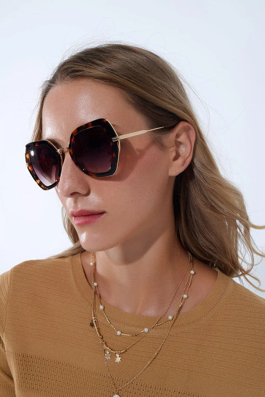 Q2 Lunettes de soleil extra-larges à œil de chat hexagonal en écaille de tortue