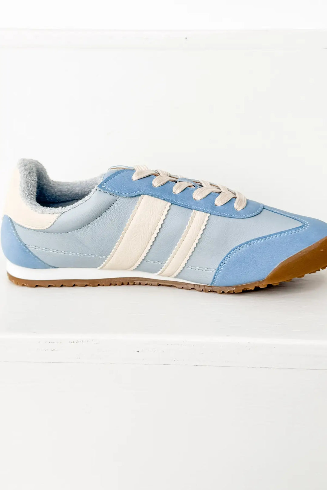 Madrid Sneaker in Light Blue - 120 Sneakers