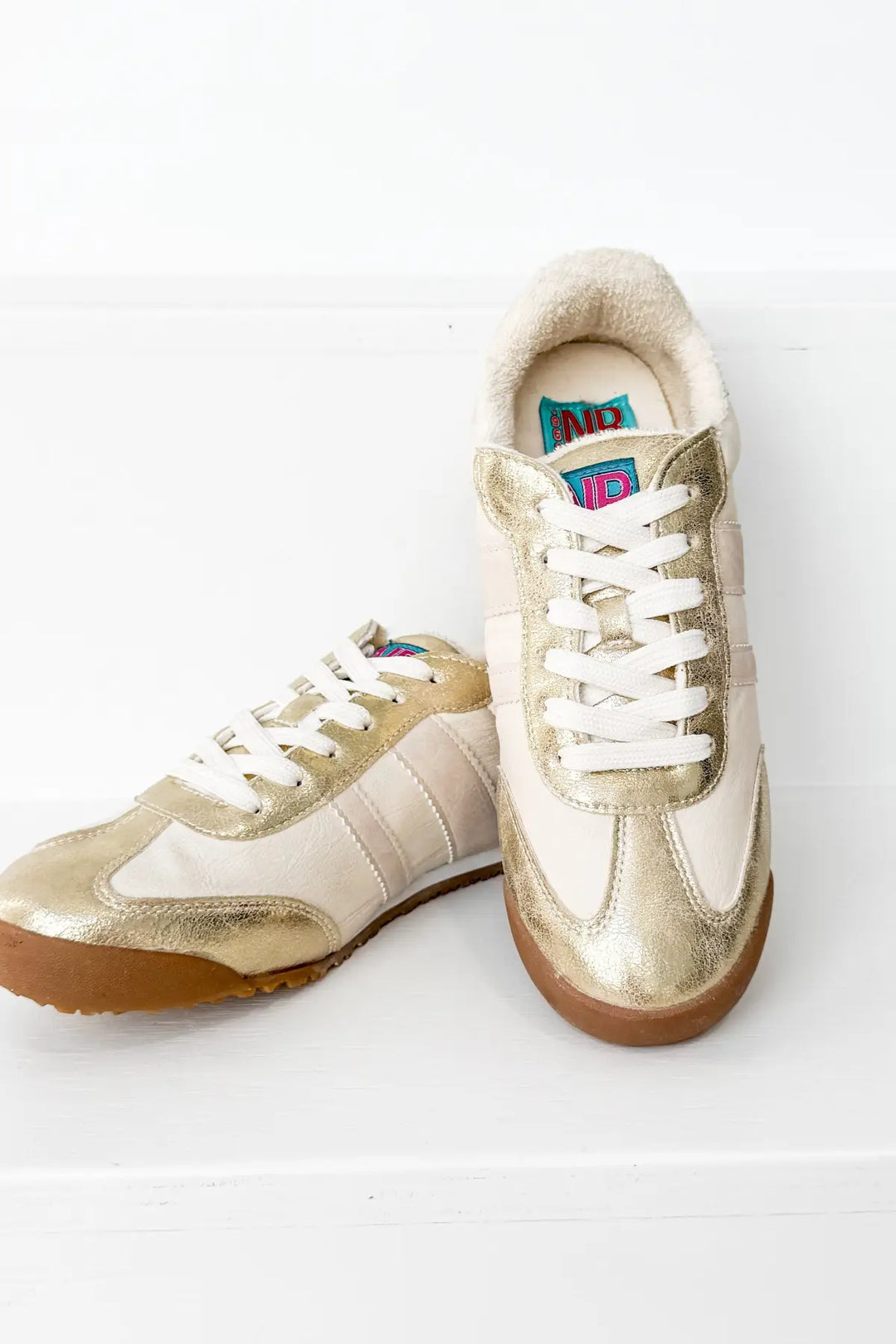 Madrid Sneaker in Beige/Gold - 120 Sneakers