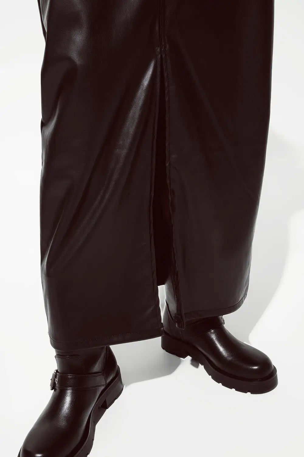 Maxi faux leather skirt with cut at the front - Skirts