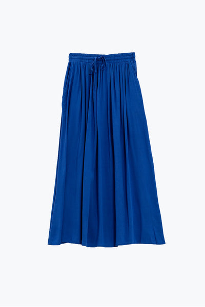 Maxi skirt in blue fluid fabric with elastic waist