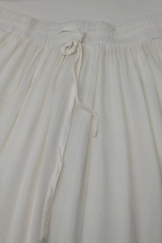 Maxi skirt in white fluid fabric with elastic waist - Skirts