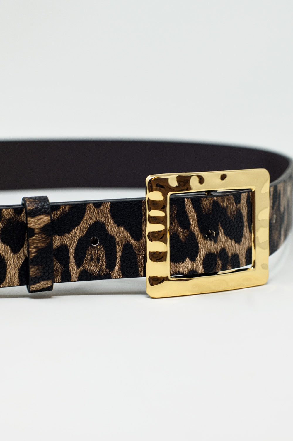 Medium width leopard belt in dark brown with gold buckle