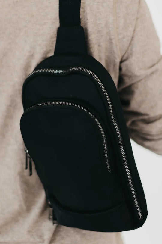 L’uomo Unisex Crossbody Bag - Crossbody Bag