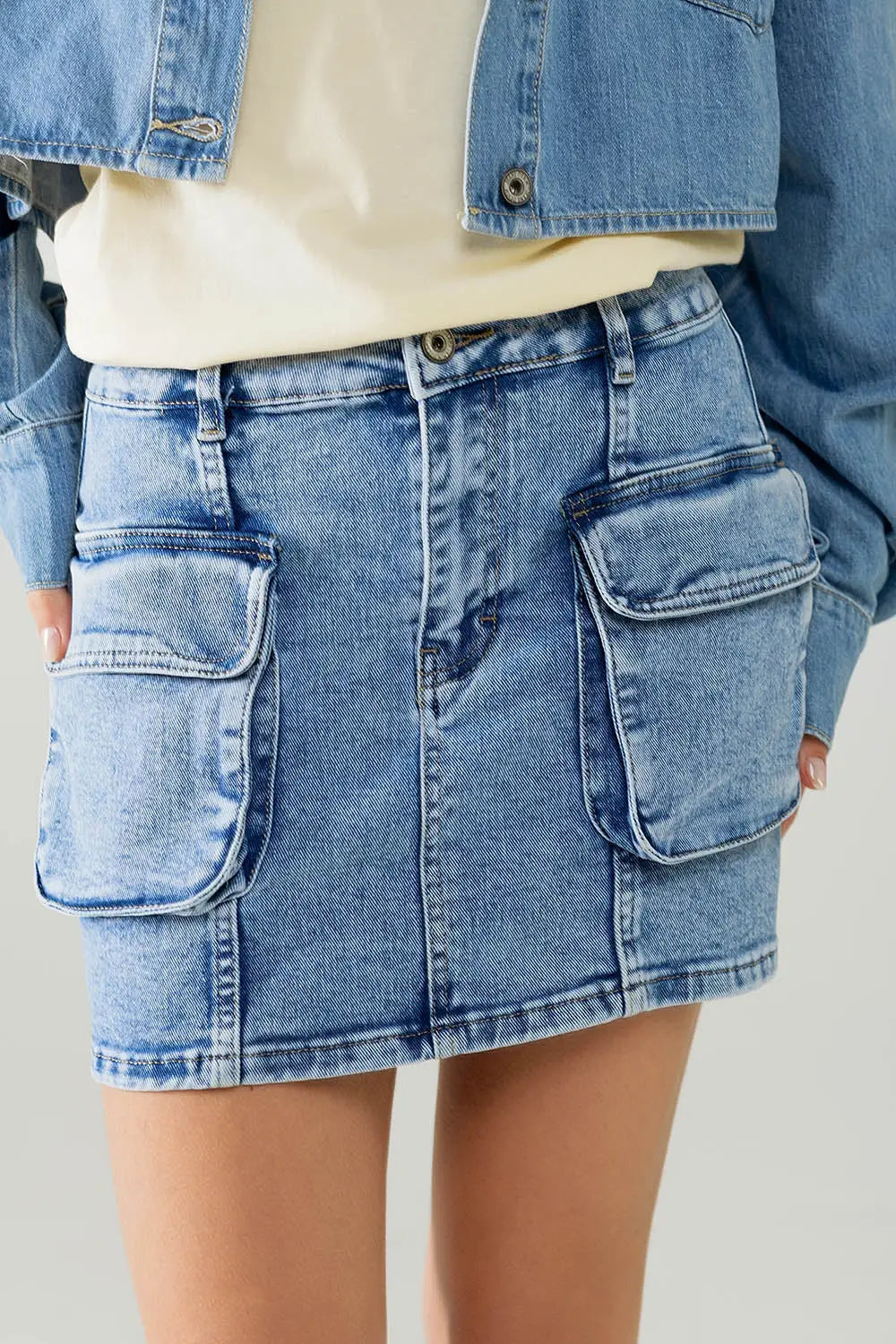 mid wash mini skirt with cargo pockets - Skirts