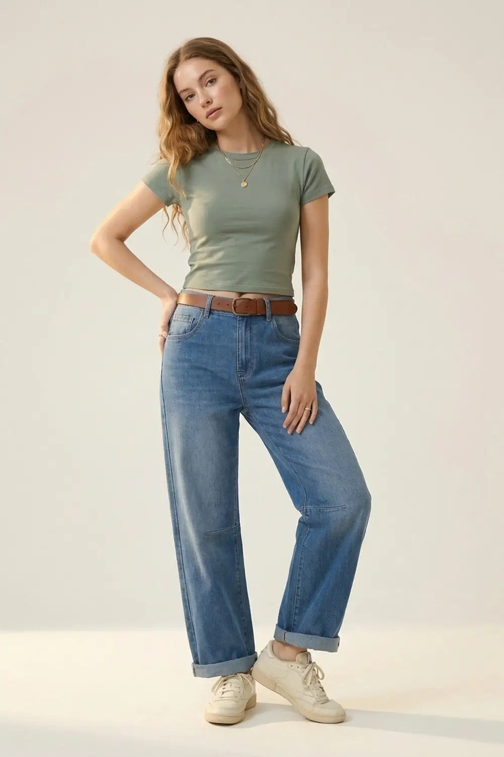 Mid-Wash Straight-Leg Denim Jeans with Rolled Cuffs - Jeans