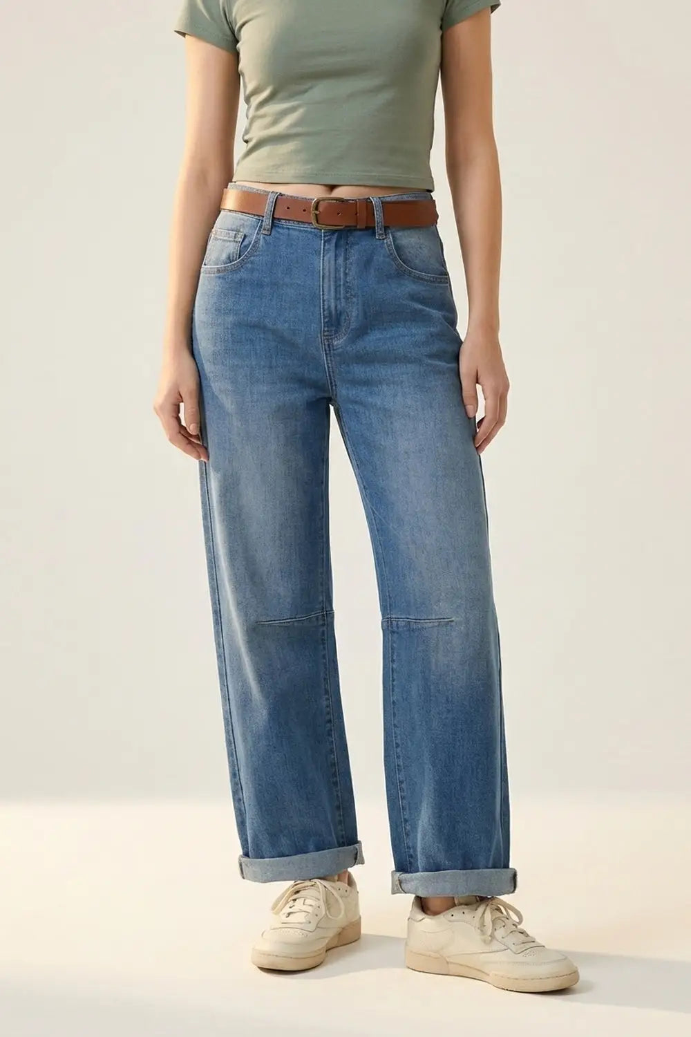 Q2 Mid-Wash Straight-Leg Denim Jeans with Rolled Cuffs