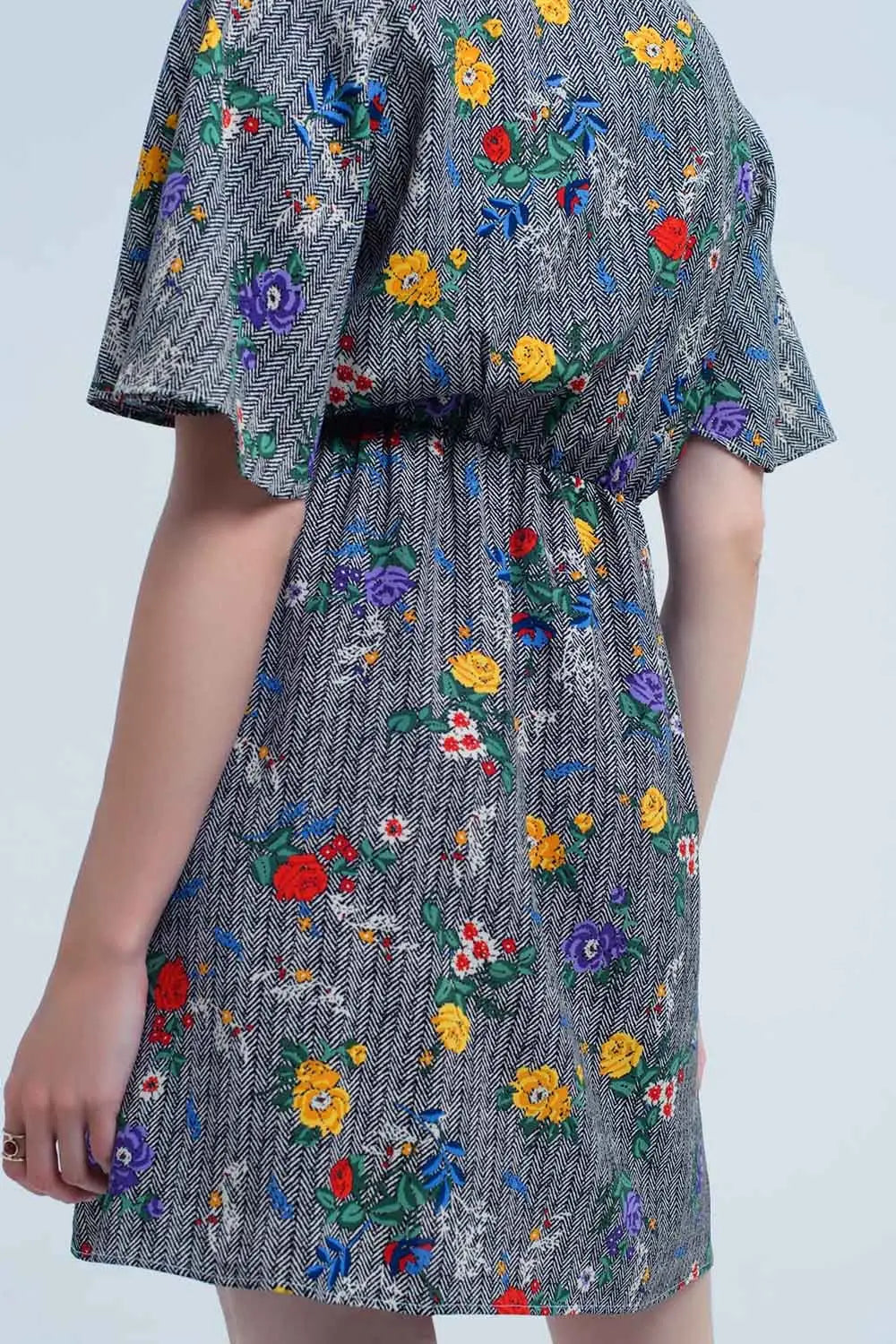 Mini dress with colourful flower print - Dresses
