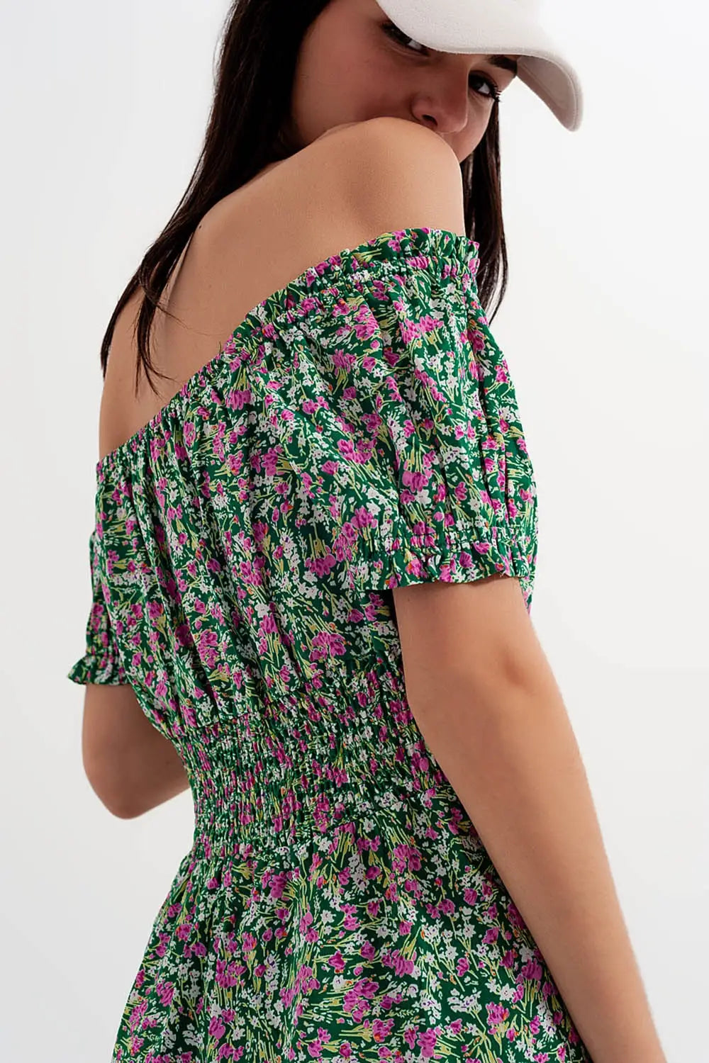 Mini robe avec détail froncé en imprimé floral vert - Vestidos