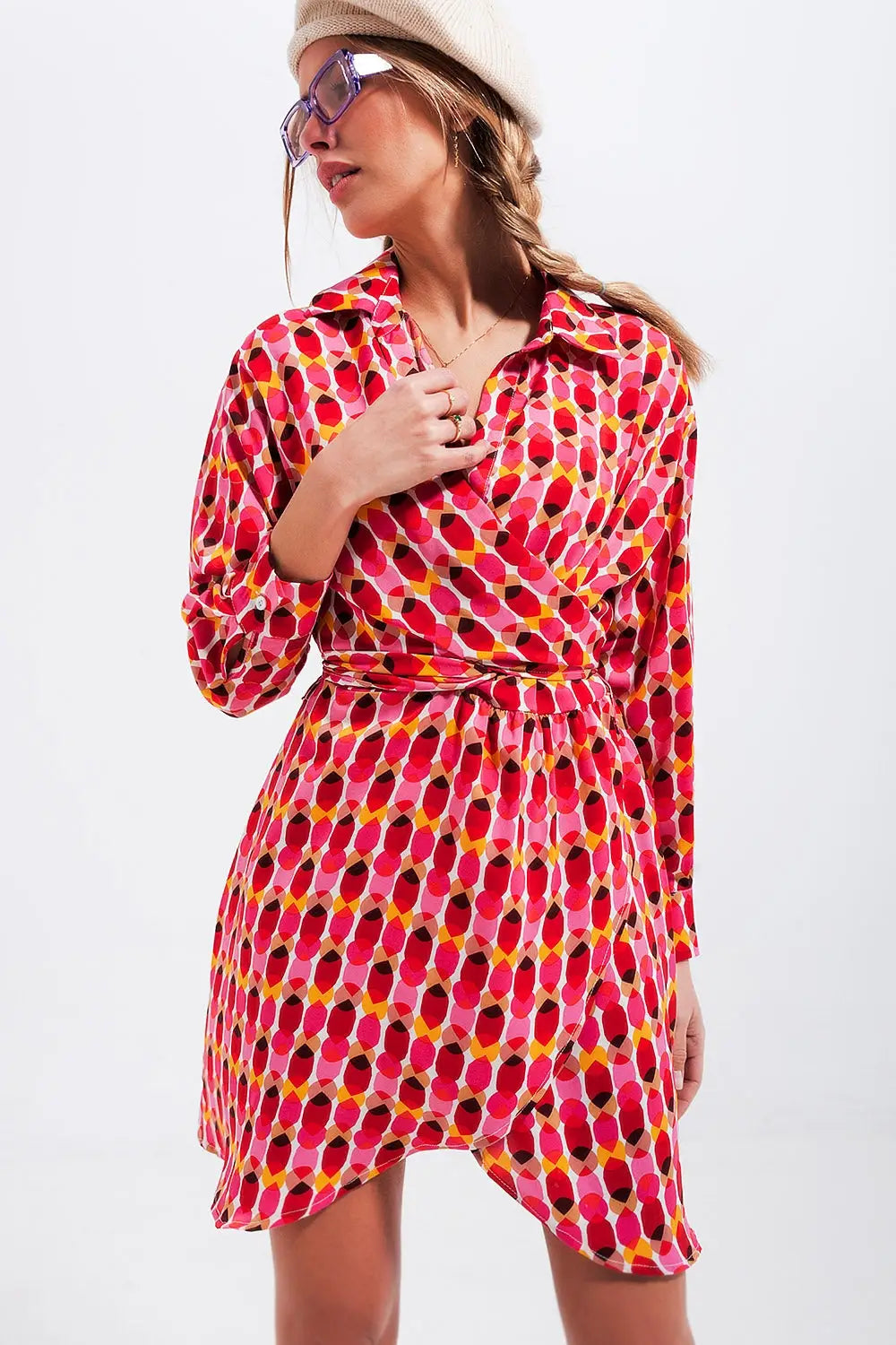 Mini robe boutonnée sur le devant à taille nouée et imprimé rouge - Vestidos