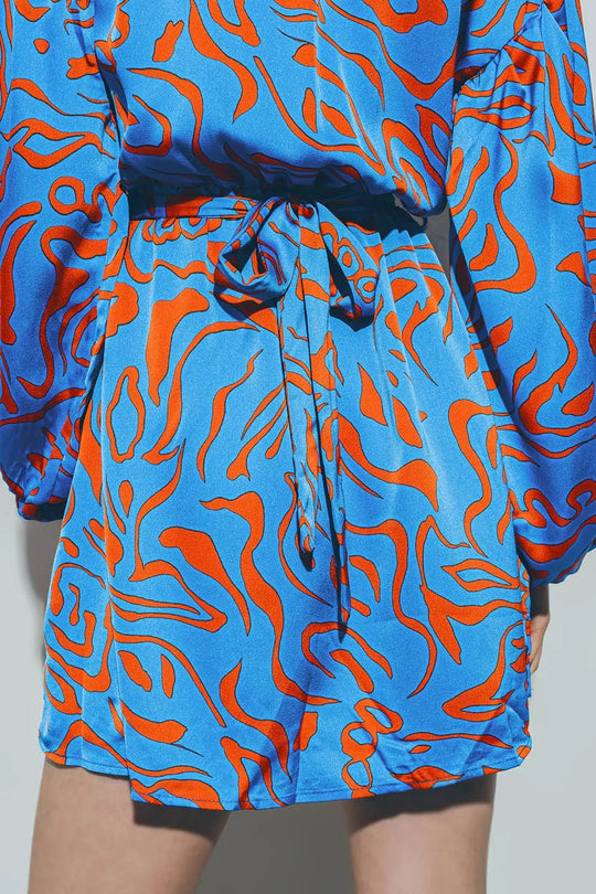 Mini robe en satin à col en V en bleu - Vestidos