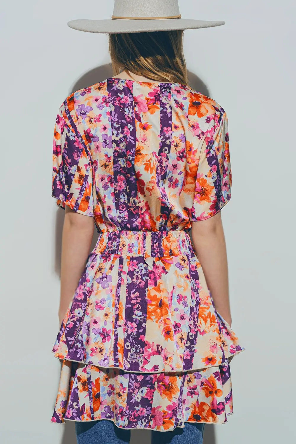 Mini robe florale en multicolore - Vestidos