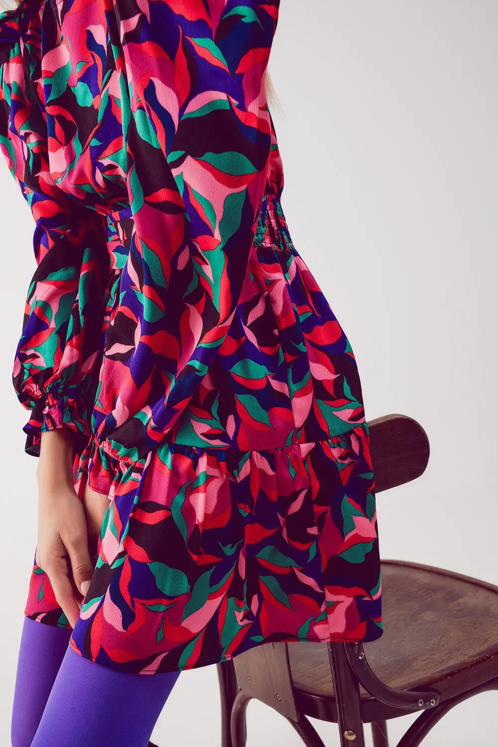 Mini robe noire à manches bouffantes - Vestidos