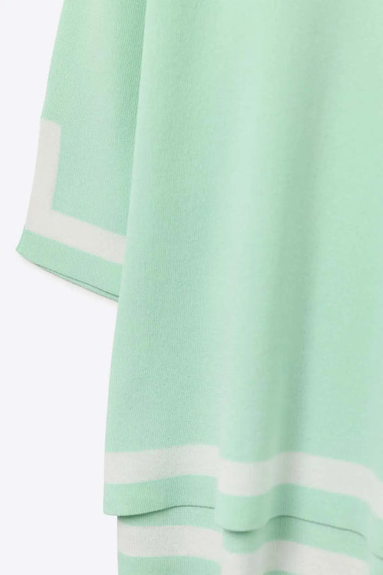 Mint green Fine Knit sweater with Contrast Stripe in white Detail and 3/4 Sleeves - One Size / Green