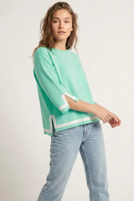 Mint green Fine Knit sweater with Contrast Stripe in white Detail and 3/4 Sleeves - One Size / Green