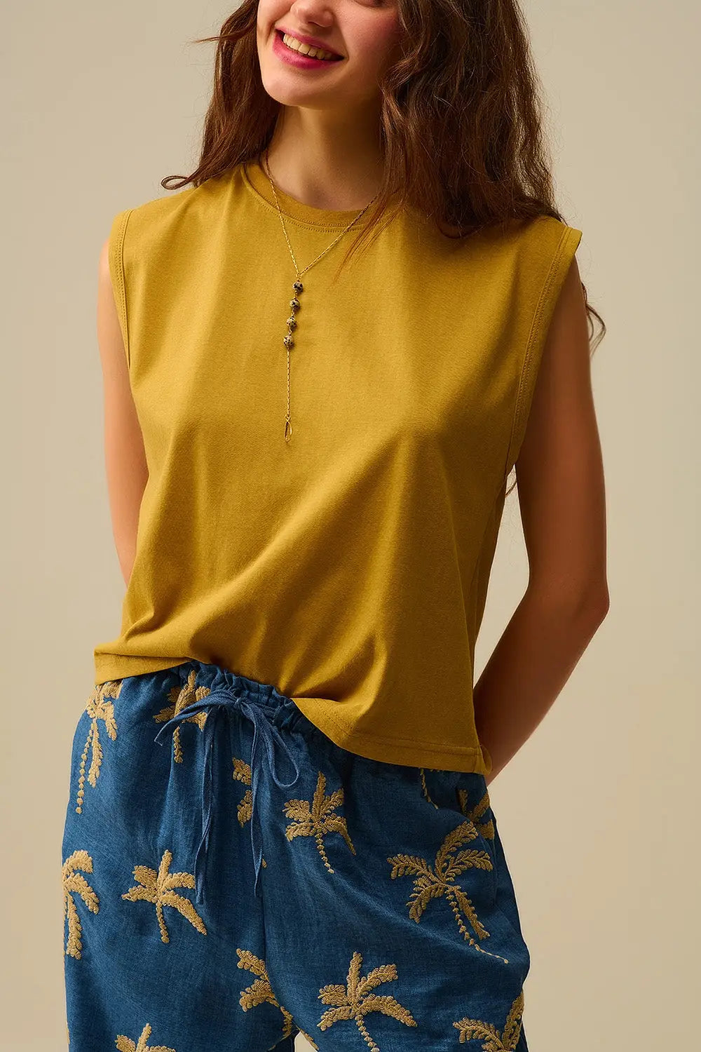 Q2 Mustard Sleeveless cotton t-shirt