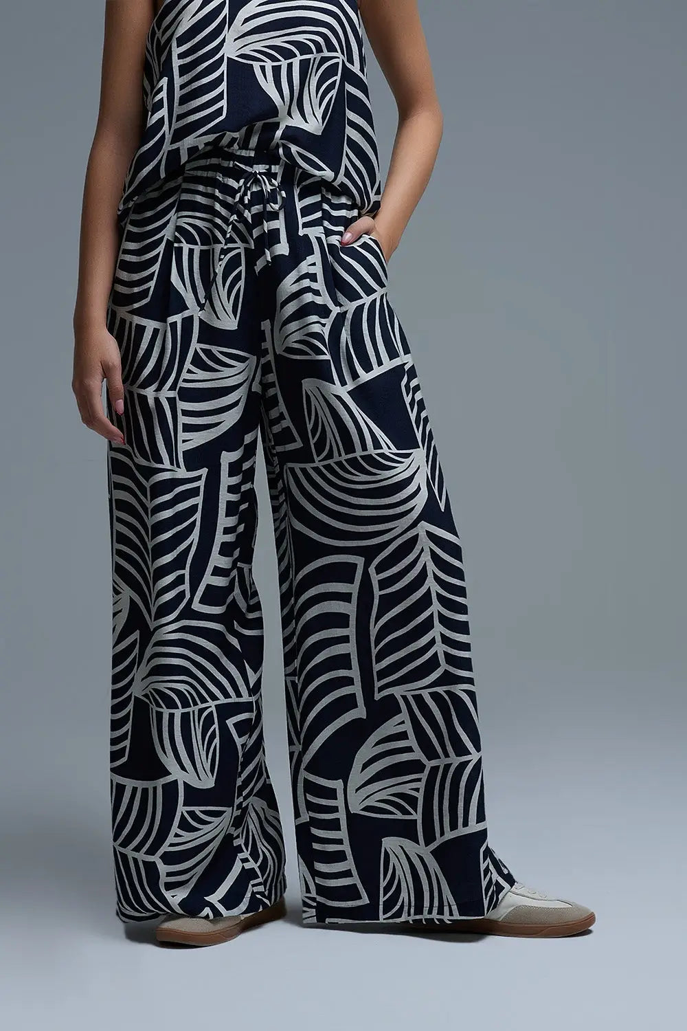 Q2 Navy and White Wide Leg Trousers with White Leaf Print
